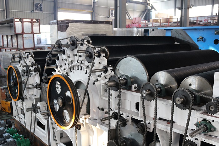 ALSL - 1850 * 1230 mm Doppelzylinder-Doppeldoffer-Kardiermaschine zur Herstellung von Vliesstoffen